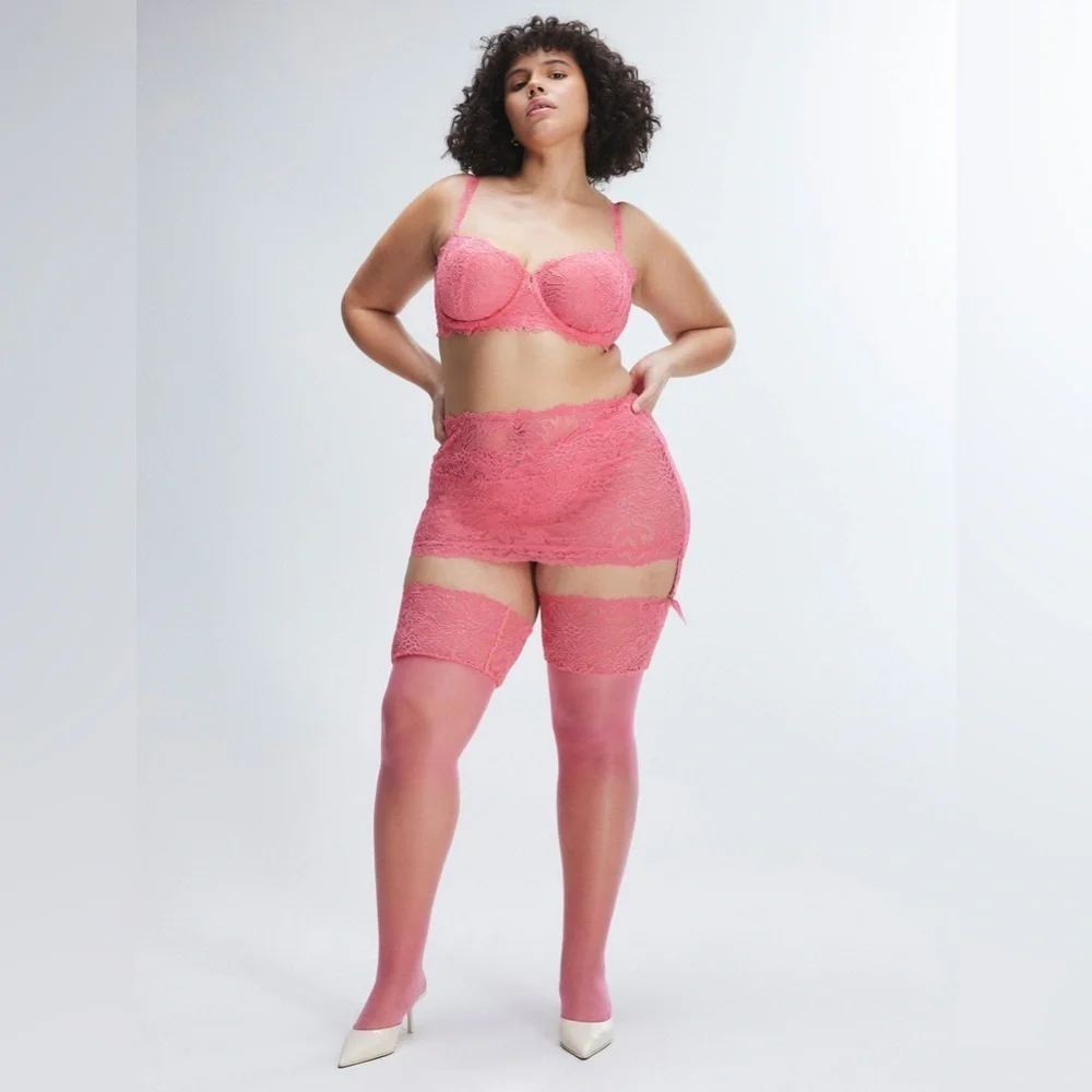 Savage X Fenty ROMANTIC CORDED LACE GARTER SKIRT in Acacia Pink Plus Size